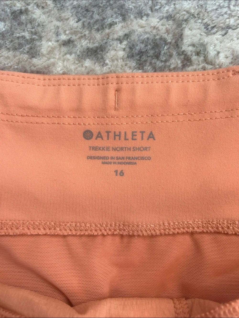 Athleta Trekkie North Short In Orange Size 16 - Picture 2 of 8